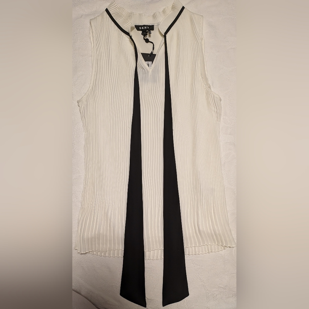 DKNY cream sleeveless blouse NWT